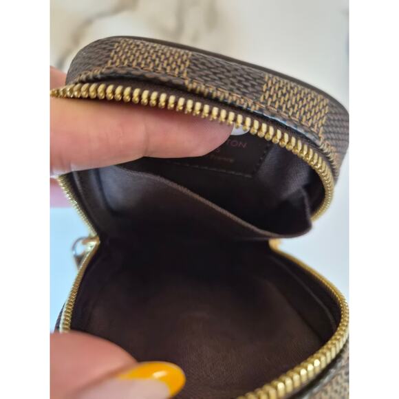 Louis Vuitton Damier PM Etui Okapi Pouch Bag - Picture 5 of 5